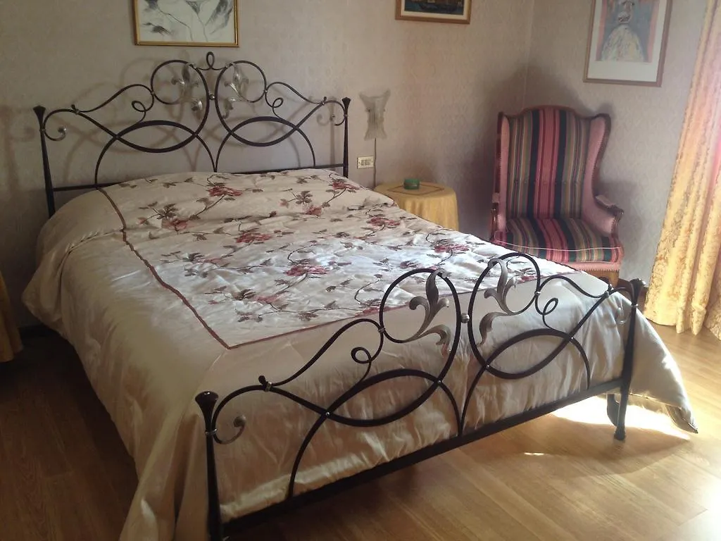 Bed & Breakfast B & B Villa Angelina Treviso